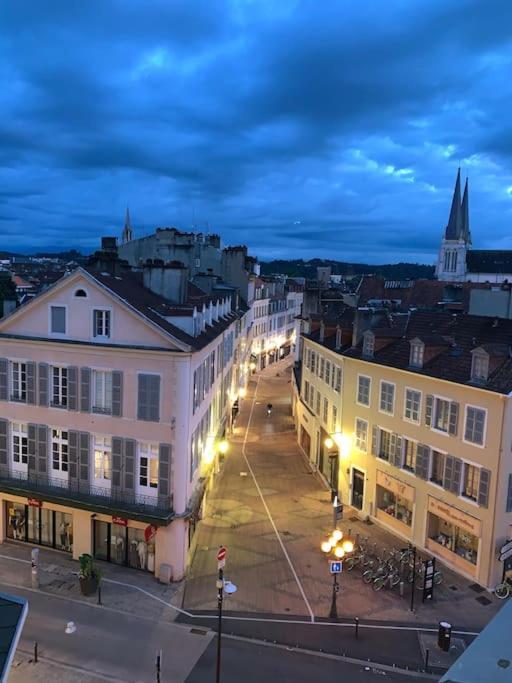 C'Est L'App'Art! Pau Centre Apartment Bagian luar foto